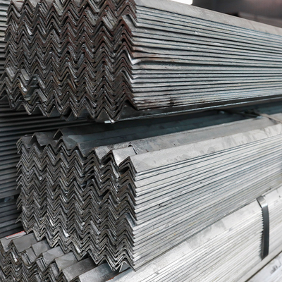 Sudut Baja Galvanis Karbon Ringan Slotted Bar A36 Hot Dicelup 6mm