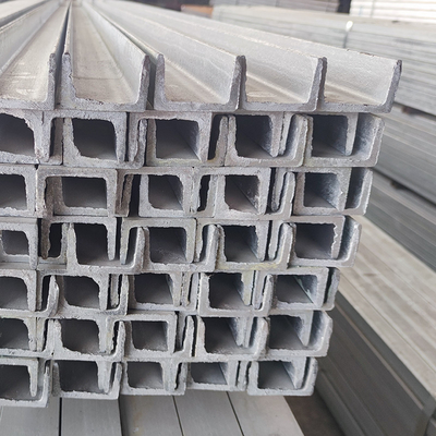 C / U Shape Galvanized Steel Channel 50 * 50mm Steel Rod GI Profile Untuk Rangka Mobil
