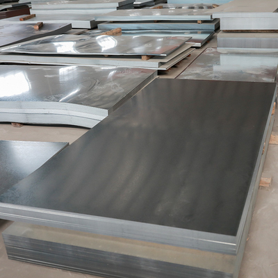 Z30-Z275 Pelat Lembaran Baja Galvanis Atap Logam Untuk Kerajinan Sekrup 4.5mm