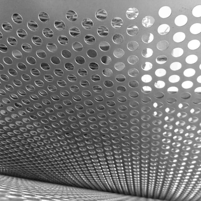 316L Lembaran Logam Berlubang Lubang Pukulan Langit-langit Stainless Steel Dihiasi 0,05 - 10mm