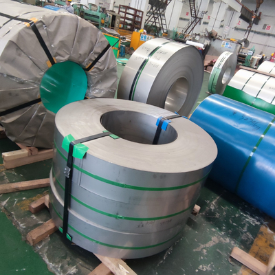 Stainless Steel Metal Strip Hot / Cold Rolled 304 304L 316 316L Kustomisasi Coil Strips